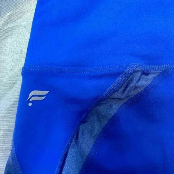 ⭐️ Host Pick ⭐️Fabletics power hold royal blue work out pants size small - Picture 12 of 13